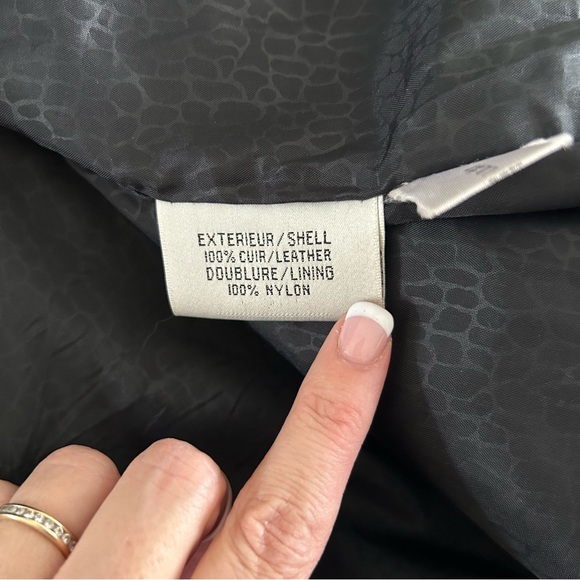 Vintage 80s Black Leather Coat Jacket Large Shoulders - Picture 16 of 16